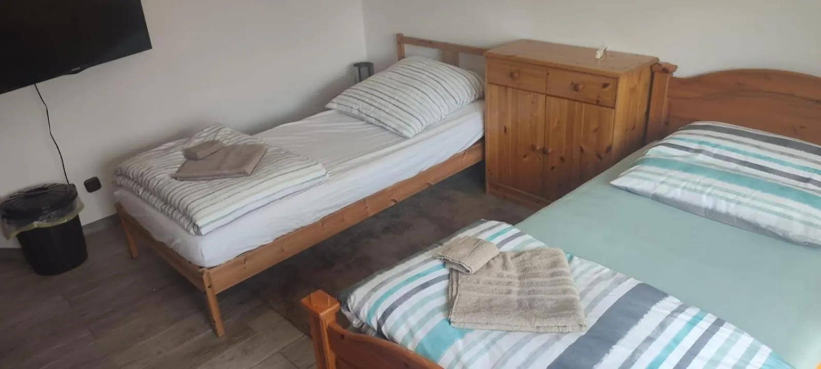Monteursunterkunft Egenhofen - Fitters' Accommodation With Shared Kitchen